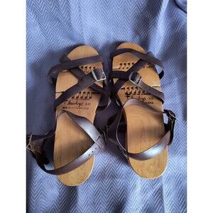 Vintage 1950s Flexiclogs size 10 brown flexible wooden shoes collectible